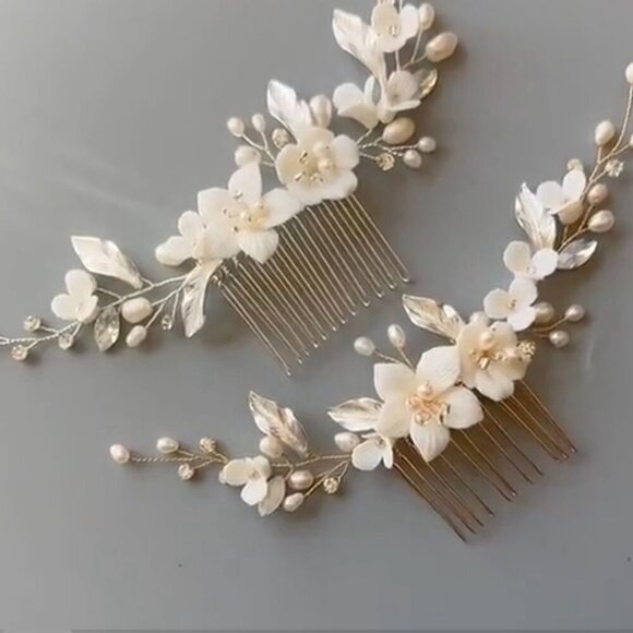 Bridal Pearl & Flower Hair Comb – Ivory Clay Floral Vine, Silver Accents - Picture 2 of 6